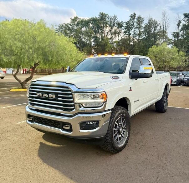 RAM 3500 LONGHORN 2024 ´´0km``