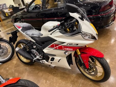 YAMAHA R3 2023 0km EDICAO ANIVERSARIO