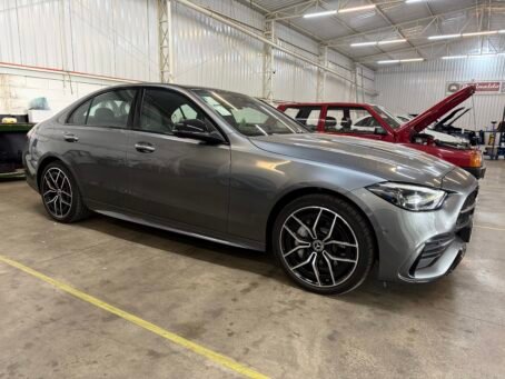 MERCEDES-BENZ C 300 HÍBRIDO AMG 2025